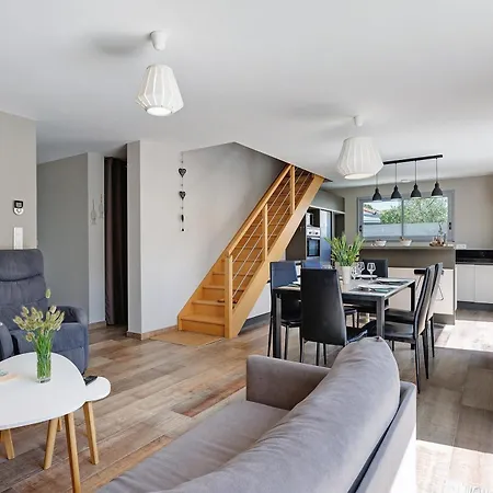 Maison - Vent D'ouest بيت للعطل *